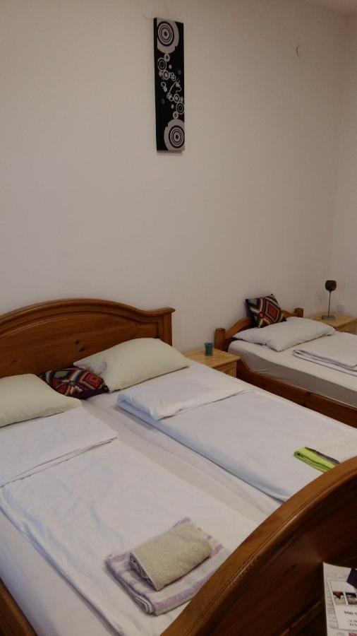 Apartment And Rooms"Tabasnice"Tuzla Centar Екстериор снимка